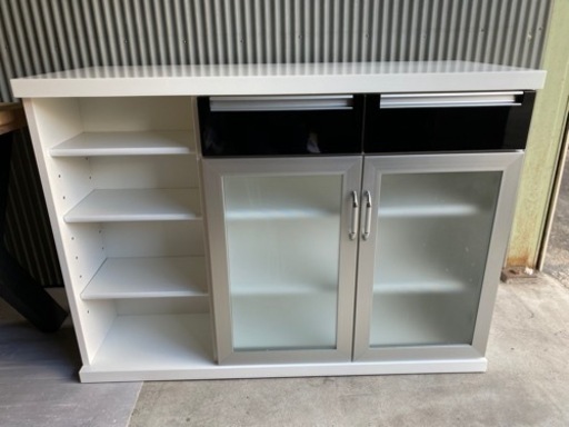 多収納バーカウンター♪( ´▽｀)