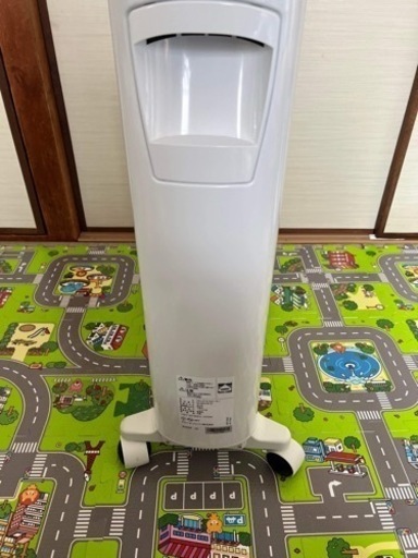DeLonghi デロンギ ユニカルド オイルヒーター ゼロ風暖房