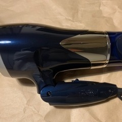 【ほぼ新品】KOIZUMI ドライヤー（ネイビー）の画像