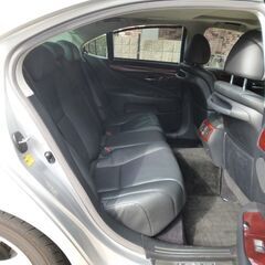 検査4年8月LS600h Ver.U iパッケージ 実走行6.5万km/サンルーフ/黒革/本革インストルメントパネル/HDDナビ/地デジ/バックカメラ/LEDライトの画像