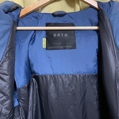 Burtonスノボウェアの画像