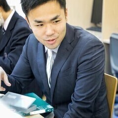 時給１３００円～！１コマにつき事務給５０円支給！交通費支給！ 個...