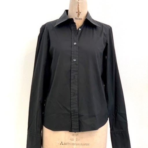 美品 GUCCI グッチ シャツ ブラック 無地 シンプル 40 綺麗 おしゃれ