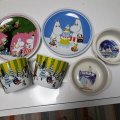 ムーミンのお皿など