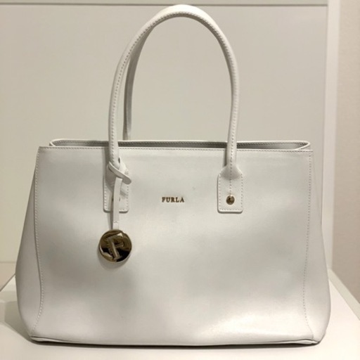 FURLA フルラ トートバッグ リンダ ホワイト 白 レザーバッグ A4収納