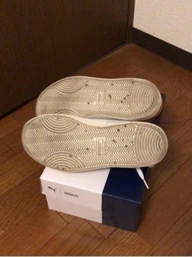 プーマ　スヌーピー　25.5センチ
