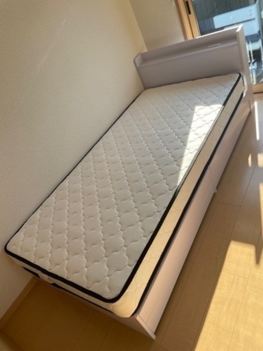 収納付きシングルベッド(マットレス込み)