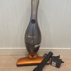 ハンディ掃除機！
