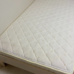 シングルベッド 白色