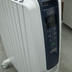 デロンギ ドラゴンデジタルスマート オイルヒーター QSD0915 【モノ市場半田店】の画像