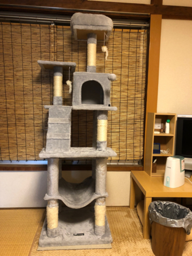 キャットタワー