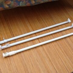 【1本100円】突っ張り棒 約110～190㎝ 3本あり