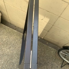ブラックボード 看板 黒板 両面 立て 天然木製 折り畳み式の画像