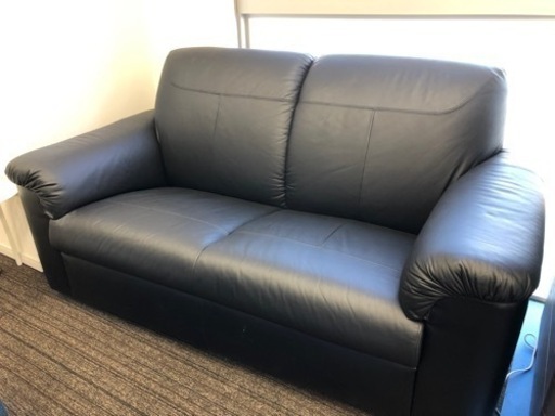 IKEA 黒のソファー(合皮)ゆったり座れます