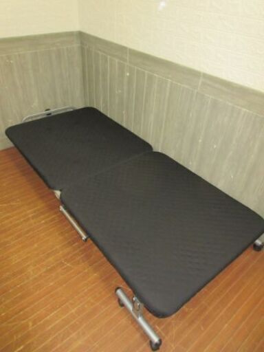 stp-1276　折りたたみベッド　シングル　ブラック　マットレス付き 　折り畳み　リクライニングベッド　黒　キャスター付き 　簡易ベッド　コンパクト　省スペース　来客用