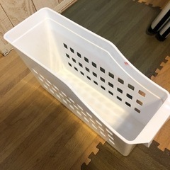 収納　白　書類入れなど