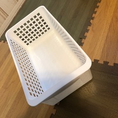 収納　ケース　白