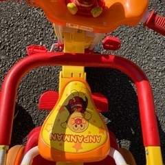 子供用三輪車の画像