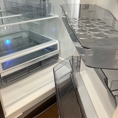 「安心の1年保証付！！【東芝(TOSHIBA)】５ドア冷蔵庫 取りに来れる方限定！売ります！」