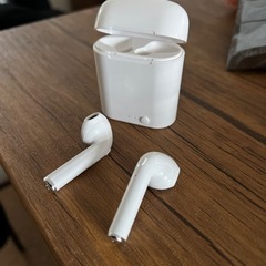 Bluetoothイヤホンの画像
