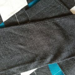 【a.v.v】メンズVネックセーター　ダイヤ柄【サイズ４６】春先にも！の画像