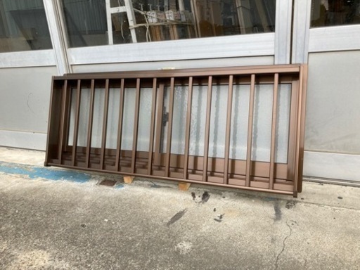 YKKAP社 たて面格子付引違い窓 在庫品③