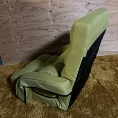 ● 座椅子、肘掛け付き、マットにもなりますの画像