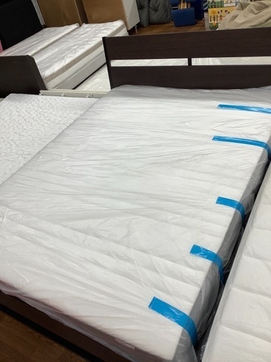 ダブルベッド IKEA HOVAG