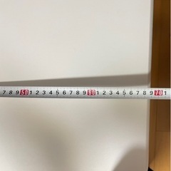 ニトリのテーブルとイスの画像