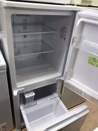 新同品！！！　使用期間３カ月！！！　美品！！！　シャープ　２ドア冷蔵庫　１９，９８０円（税込み）