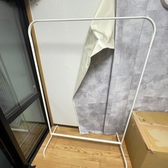 急募！！IKEAのハンガーラック！これから取りに来れる方限定！