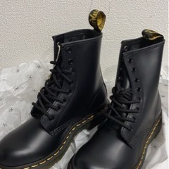 ドクターマーチン　8ホール　ブーツ　の画像