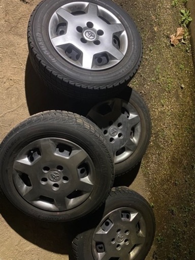 スタッドレスタイヤ