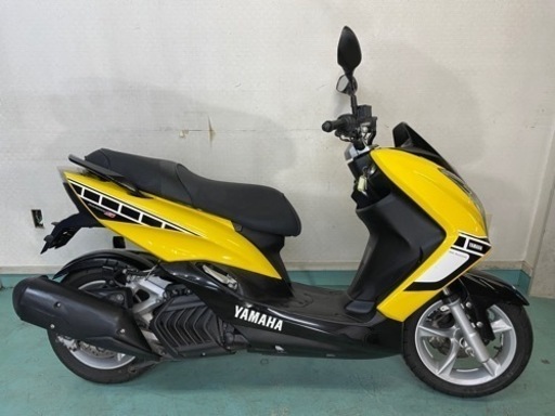 マジェスティs 60thアニバーサリーカラー　社外テールリアフェンダー