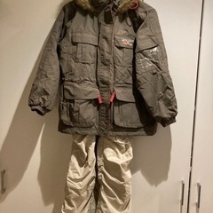 デサント　上下セット　スキーウェア　140 女の子