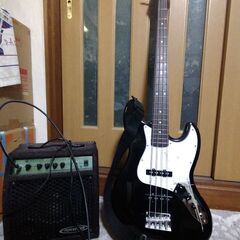 Legend ベースギター アンプ付き