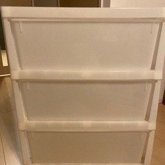 プラチェスト（3段）希望あれば2点セットでのお譲り可能の画像