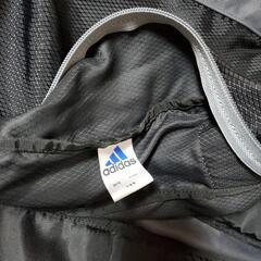 【お話し中】アディダス　スポーツバックの画像