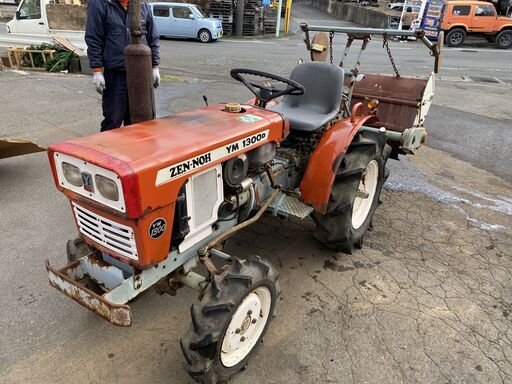 是非試乗して見て 耕運機がわりにどうぞ 使ってた物だがまだまだ現役 ヤンマー 13馬力 4WD ディーゼル トラクタ YM1300D 700h 引取限定