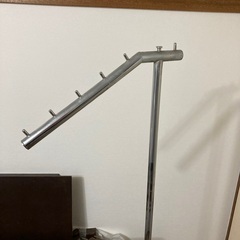 傾斜ハンガーラック コートハンガーの画像