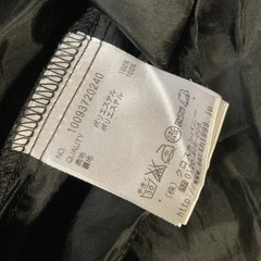 アースミュージックエコロジーフリル黒ワンピースの画像