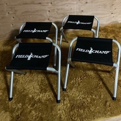 ● アウトドアチェア、キャンプ用の椅子、4脚セット