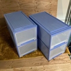 ● 収納ケース、１個400円