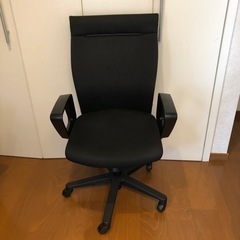 コクヨ　事務用椅子