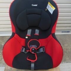 コンビ　ウィゴー　チャイルドシート　中古品