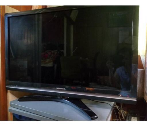 42型テレビ