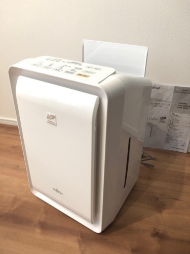 富士通　加湿脱臭機　2019年製　消臭機