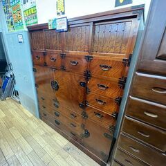 ◎B252 和タンス　箪笥　和風　昭和レトロ