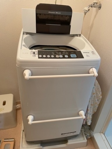 HITACHI 洗濯機　引っ越しのためお譲りします。