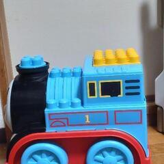 知育玩具トーマス メガブロックの画像
